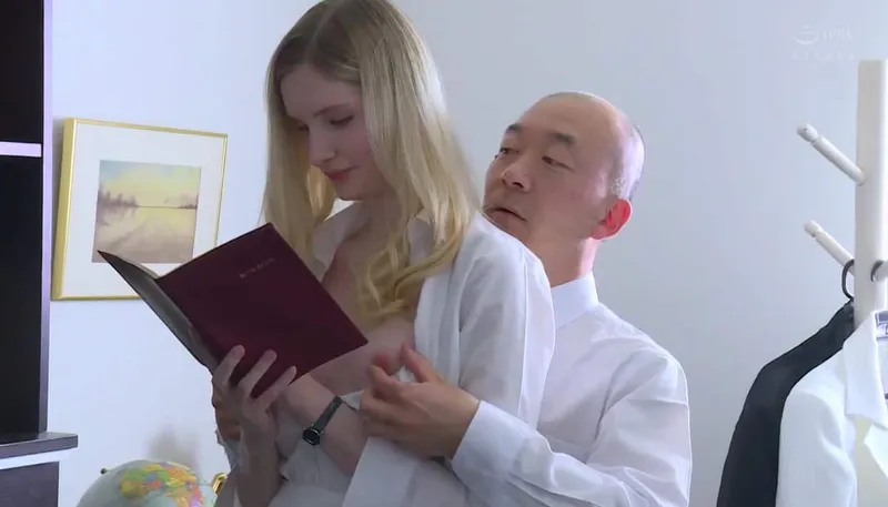Người vợ chấp nhận làm ghệ cho đối tác của Ông xã để trả nợ