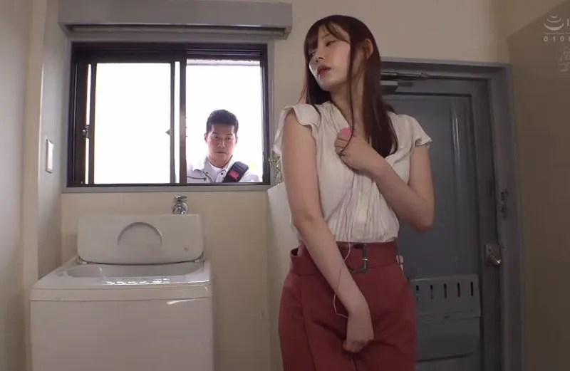 Bị người chồng hờ hửng cô vợ địt với anh kỹ thuật chung cư đến mang bầu